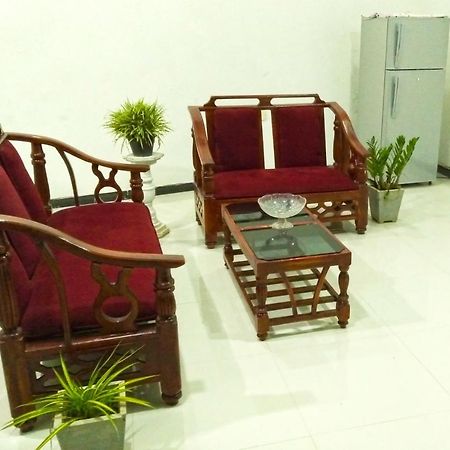 Akoya Pearl Hotell Ratnapura Eksteriør bilde