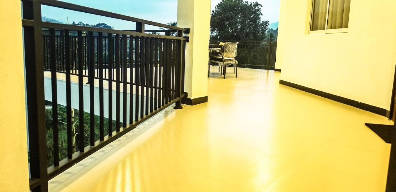 Akoya Pearl Hotell Ratnapura Eksteriør bilde