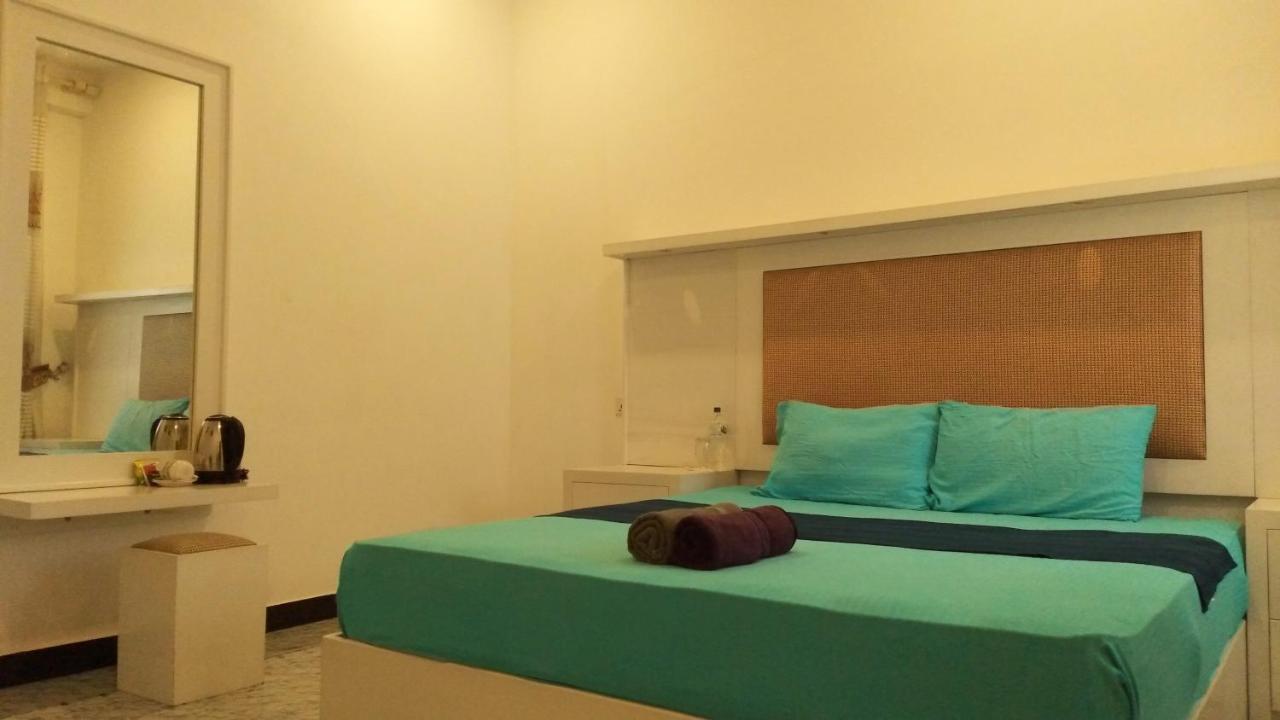 Akoya Pearl Hotell Ratnapura Eksteriør bilde